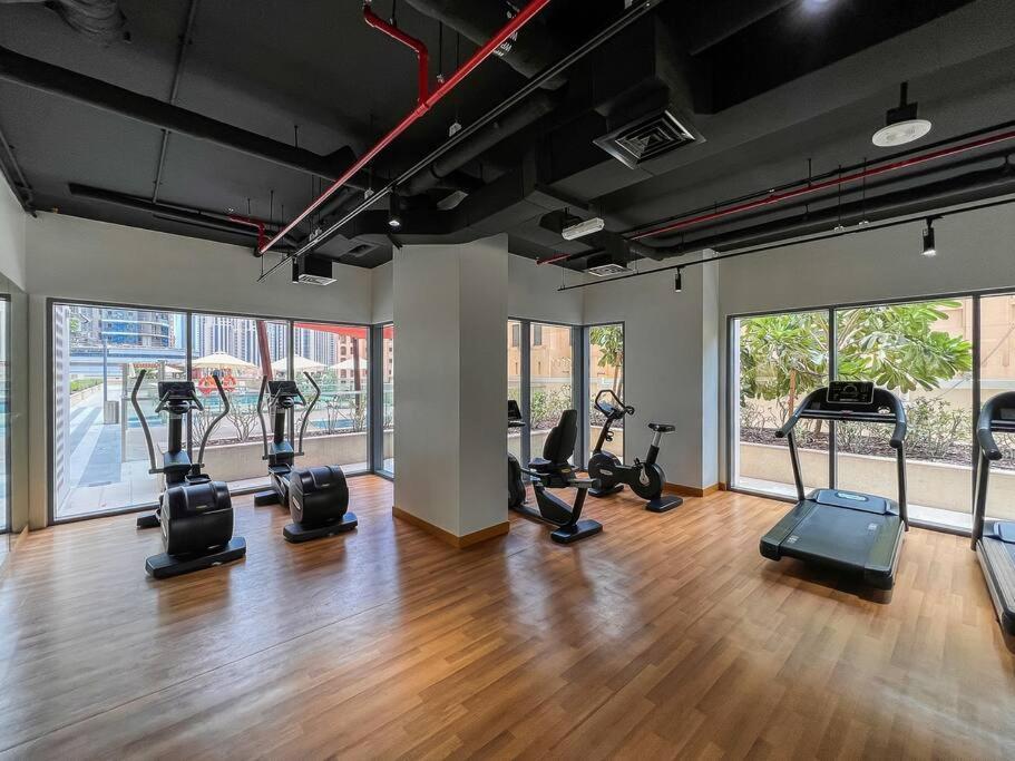 ドバイVogue Downtown - Bellevue Towersアパートメント エクステリア 写真